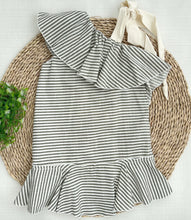 Cargar imagen en el visor de la galería, V. Rayas Off Shoulder
