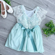 Cargar imagen en el visor de la galería, Vestido Lino menta encaje