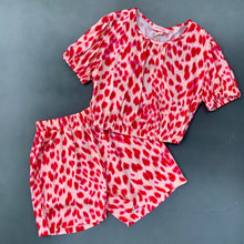 Cargar imagen en el visor de la galería, Conjunto Cheetah Rojo