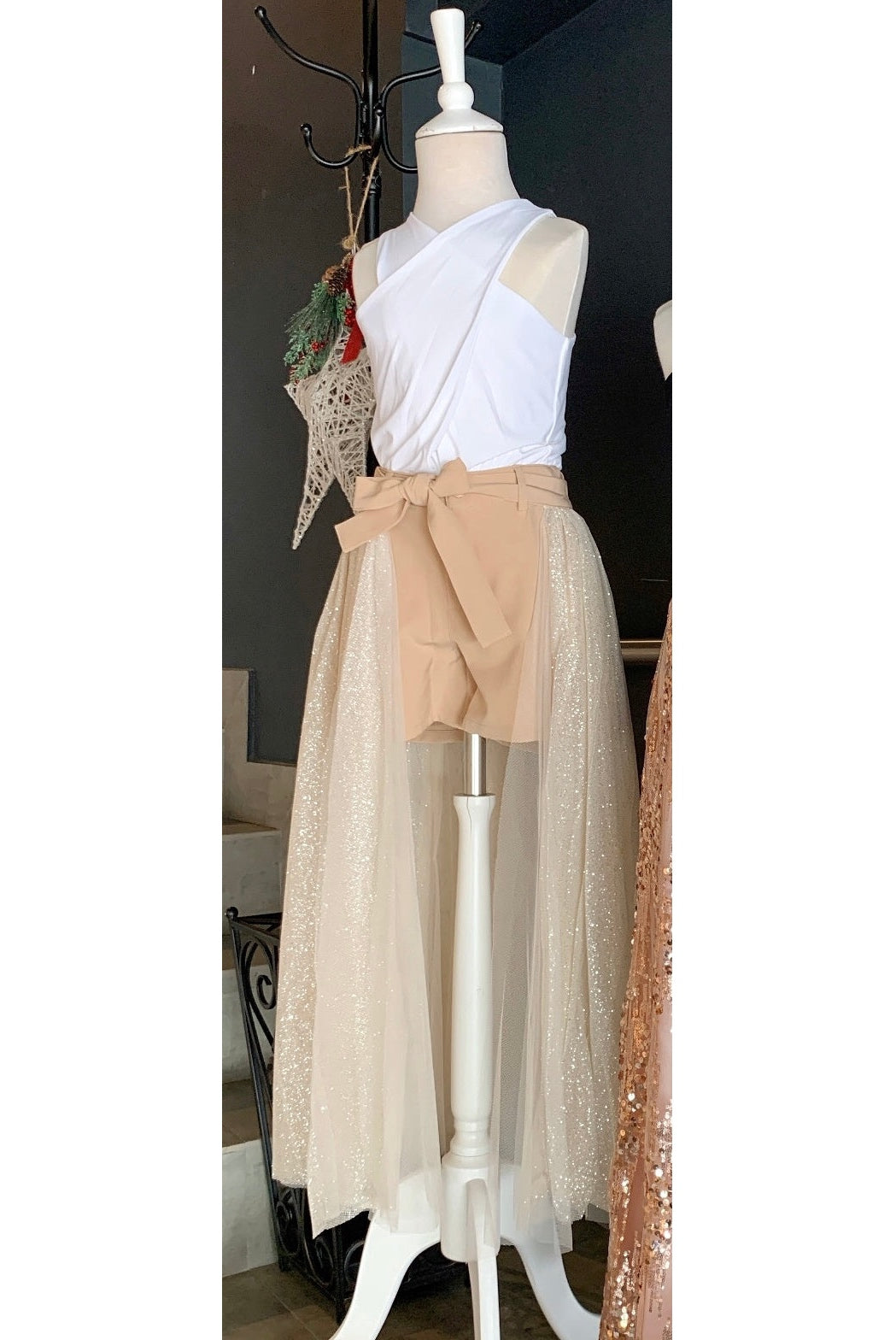 Conjunto Body Short beige tul